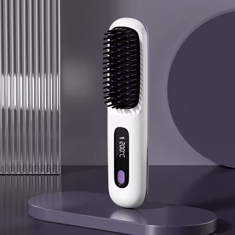 brosse chauffante lissante blanche