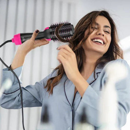 femme brosse soufflante rotative silkybreeze rapide