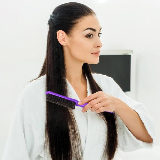 femme peigne a cheveux elite violet