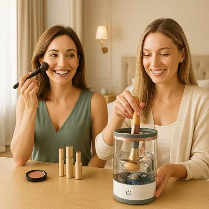 femmes utilisent nettoyeur pinceau maquillage