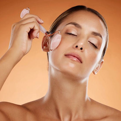 gua sha visage rouleau rose